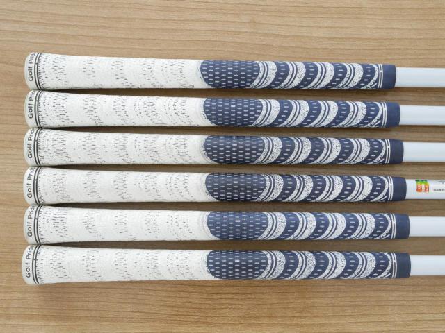 Iron set : Callaway : ชุดเหล็ก Callaway APEX Forged มีเหล็ก 5-Pw (6 ชิ้น) ก้านกราไฟต์ Flex S