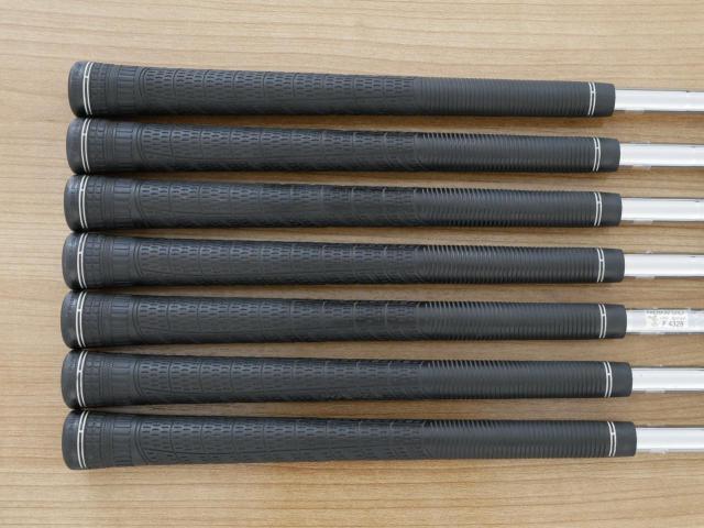 Iron set : Honma : ชุดเหล็ก Honma Tour World TW727VN (Forged ออกปี 2016) มีเหล็ก 4-10 (7 ชิ้น) ก้านเหล็ก Dynamic Gold S200