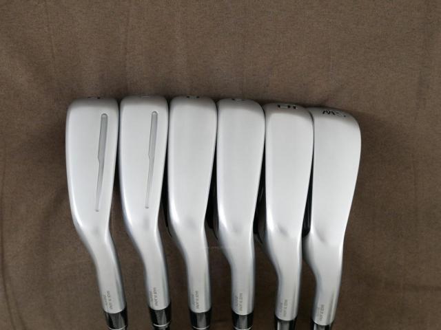Iron set : Honma : ชุดเหล็ก Honma Tour World GS (ออกปี 2021 ใบใหญ่ ตีง่าย ไกล) มีเหล็ก 6-10,Sw (6 ชิ้น) ก้านกราไฟต์ Honma Speedtuned 48 Flex SR