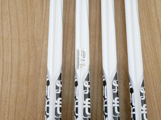 Lady club : All : ชุดเหล็ก Callaway Solaire (ใบใหญ่ ตีง่ายมาก) มีเหล็ก 7,9,Pw,Sw (4 ชิ้น) ก้านกราไฟต์ Flex L