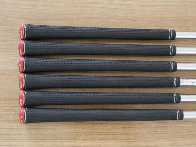 Iron set : Taylormade : ชุดเหล็ก Taylormade Stealth (ออกปี 2022 Japan Spec.) มีเหล็ก 5-Pw (6 ชิ้น) ก้านเหล็ก KBS Max MT 85 Flex S