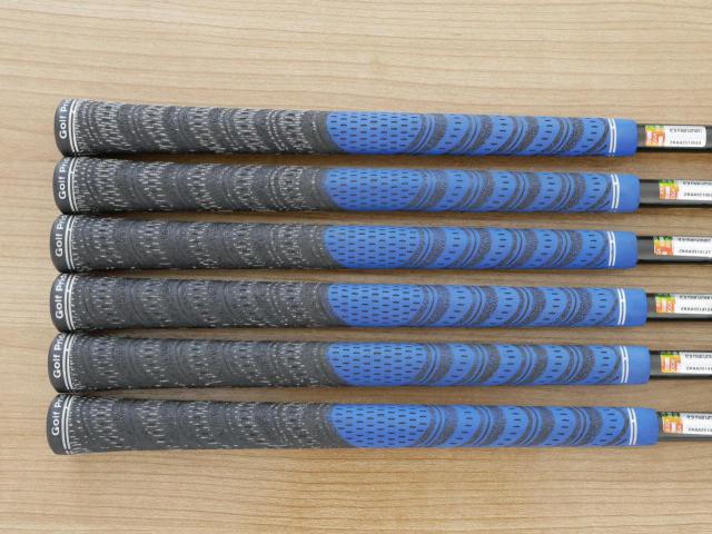 Iron set : Maruman : ชุดเหล็ก Maruman Majesty Vanquich XR (รุ่นท๊อปสุด ตีง่าย ไกลมาก ของใหม่ 7 หมื่นบาท) มีเหล็ก 6-10,Pw (6 ชิ้น) ก้านกราไฟต์ Flex R