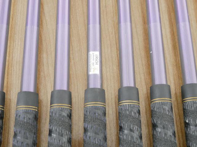 Iron set : Honma : ชุดเหล็ก Honma TwinMarks AP-502 (น่าสะสม) มีเหล็ก 5-11,Sw (8 ชิ้น) ก้านกราไฟต์ Flex R (2 ดาว)