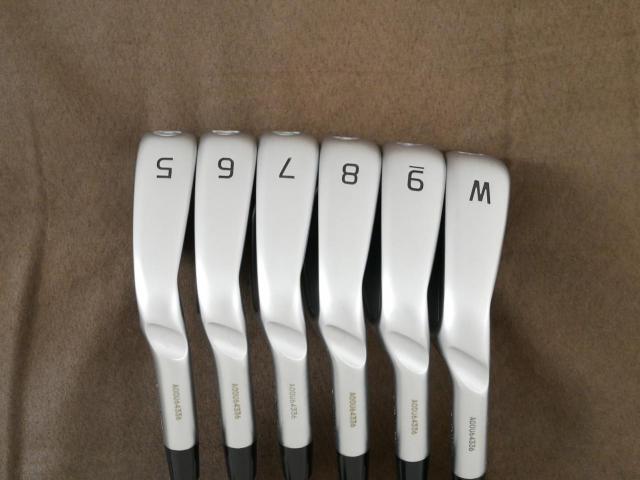 Iron set : Ping : ชุดเหล็ก Ping i230 (ออกปี 2023) มีเหล็ก 5-Pw (6 ชิ้น) ก้านเหล็ก NS Pro Modus 105 Flex S