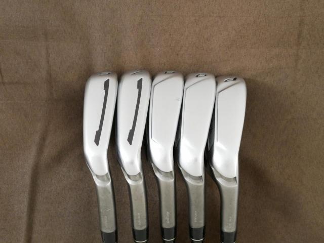 Iron set : Taylormade : ชุดเหล็ก Taylormade SpeedBlade มีเหล็ก 6-Pw (5 ชิ้น) ก้านกราไฟต์ Flex R