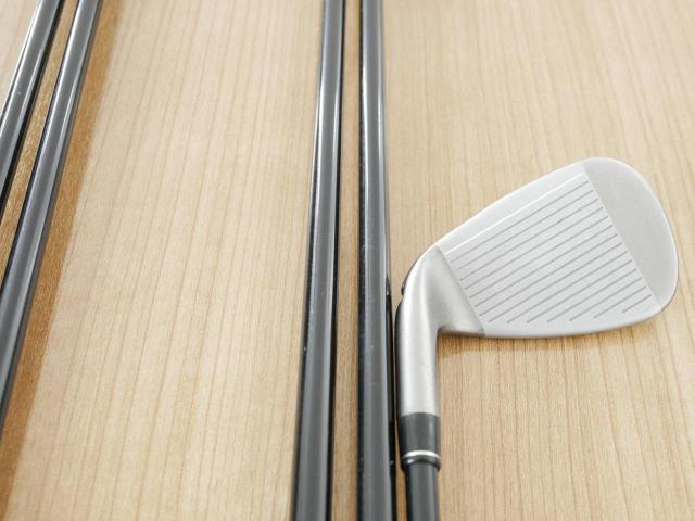 Iron set : Taylormade : ชุดเหล็ก Taylormade SpeedBlade มีเหล็ก 6-Pw (5 ชิ้น) ก้านกราไฟต์ Flex R