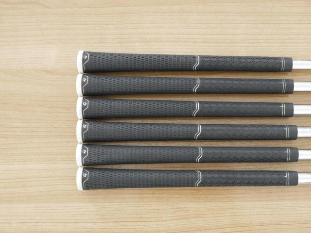 Iron set : Taylormade : **มีตำหนิ** ชุดเหล็ก Taylormade M CGB (หน้าเด้ง ตีไกลสุดๆ ง่ายมากๆ) มีเหล็ก 5-Pw (6 ชิ้น) ก้านเหล็ก NS Pro 840 Flex S