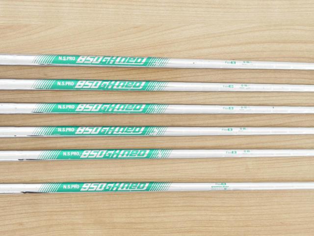 Iron set : Titleist : ชุดเหล็ก Titleist T400 (ตีง่ายที่สุด ไกลที่สุด ออกปี 2020) มีเหล็ก 7-Pw,43,49 (6 ชิ้น) ก้านเหล็ก NS Pro 850 NEO Flex S