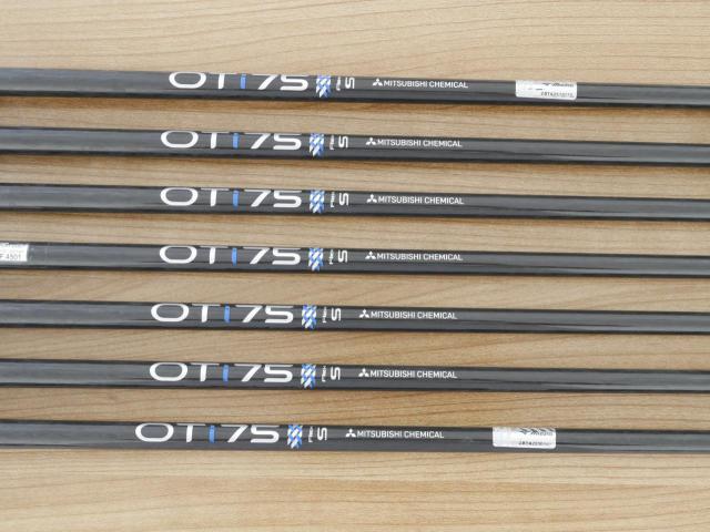 Iron set : Mizuno : ชุดเหล็ก Mizuno JPX 923 Hot Metal (รุ่นปี 2023 ตัวท๊อป ง่าย ไกล) มีเหล็ก 5-Pw,Aw (7 ชิ้น) ก้านกราไฟต์ Mitsubishi OTI 75 Flex S