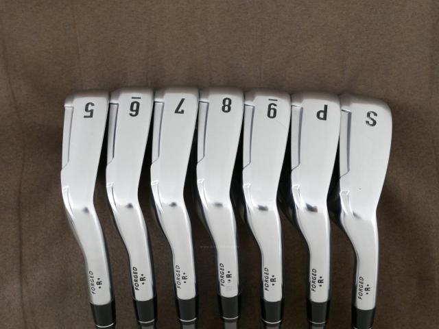 Iron set : Callaway : ชุดเหล็ก Callaway Legacy V (Forged) มีเหล็ก 5-Pw,Sw (7 ชิ้น) ก้านกราไฟต์ Flex R