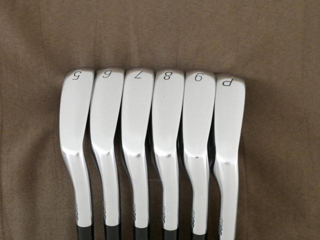 Iron set : PRGR : ชุดเหล็ก PRGR RS Maraging Face (ออกปี 2019 หน้าเด้ง) มีเหล็ก 5-Pw (6 ชิ้น) ก้านกราไฟต์ Mitsubishi Diamana Flex SR