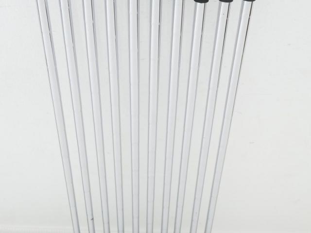 Iron set : Taylormade : ชุดเหล็ก Taylormade 300 Forged (นุ่มมากๆ) มีเหล็ก 3-Pw,Aw.Sw (10 ชิ้น) ก้านเหล็ก Flex -