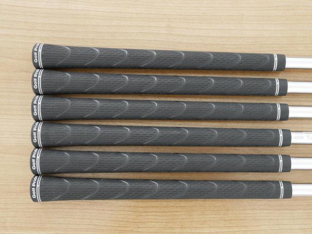 Iron set : Mizuno : ชุดเหล็ก Mizuno JPX 925 Hot Metal (รุ่นล่าสุด ออกปี 2024 ตัวท๊อป ตีง่าย นุ่ม ไกลมาก) มีเหล็ก 5-Pw (6 ชิ้น) ก้านเหล็ก NS Pro 950 NEO Flex R