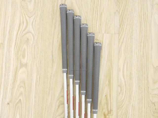 Iron set : Taylormade : ชุดเหล็ก Taylormade Stealth (รุ่นล่าสุด ออกปี 2022) มีเหล็ก 5-Pw (6 ชิ้น) ก้านเหล็ก KBS Tour C-Taper Lite 105 Flex R