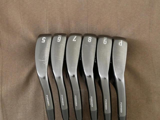 Iron set : Callaway : ชุดเหล็ก Callaway APEX Black Forged (หายาก ปี 2022) มีเหล็ก 5-Pw (6 ชิ้น) ก้านกราไฟต์ Graphite Design RAUNE i75 Flex R