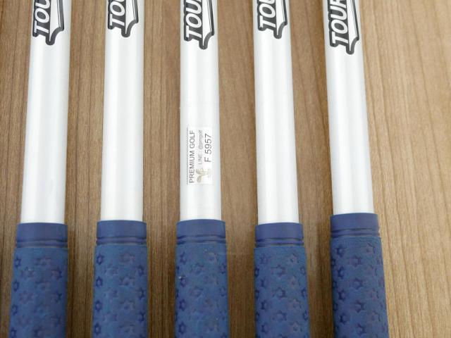 Iron set : PRGR : ชุดเหล็ก PRGR TUNE 02 CB Forged (นุ่มมาก หายากมาก) มีเหล็ก 5-Pw (6 ชิ้น) ก้านกราไฟต์ Tour AD 85 Flex S