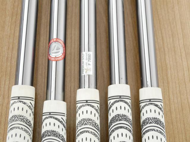 Iron set : Taylormade : ชุดเหล็ก Taylormade Gloire Forged (รุ่นท๊อปสุด Japan Spec.) มีเหล็ก 6-Pw (5 ชิ้น) ก้านกราไฟต์ Flex S