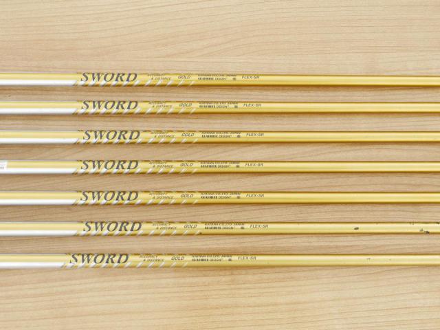 Iron set : Katana : **มีตำหนิ** ชุดเหล็ก Katana Sniper V (รุ่นท๊อป ใบใหญ่ ตีง่าย ไกล) มีเหล็ก 5-Pw,Sw (7 ชิ้น) ก้านกราไฟต์ Sword Gold Flex SR