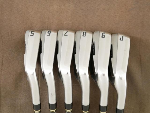 Iron set : Other Brand : ชุดเหล็ก Ryoma DSI (ตีง่ายมาก ไกลมากๆ หายากสุดๆ) มีเหล็ก 5-Pw (6 ชิ้น เหล็ก 7 ระยะเท่าเหล็ก 6 รุ่นอื่น) ก้านกราไฟต์ Tour AD Flex S