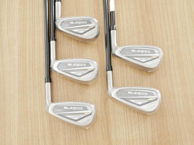Lady club : All :  **ของใหม่ ยังไม่แกะพลาสติก** ชุดเหล็ก Cobra Darkspeed ADAPT MAX (ออกปี 2025 ตีง่าย ไกล) มีเหล็ก 7-Pw,Sw (5 ชิ้น) ก้านกราไฟต์ Fujikura Speeder Flex A (Lady)