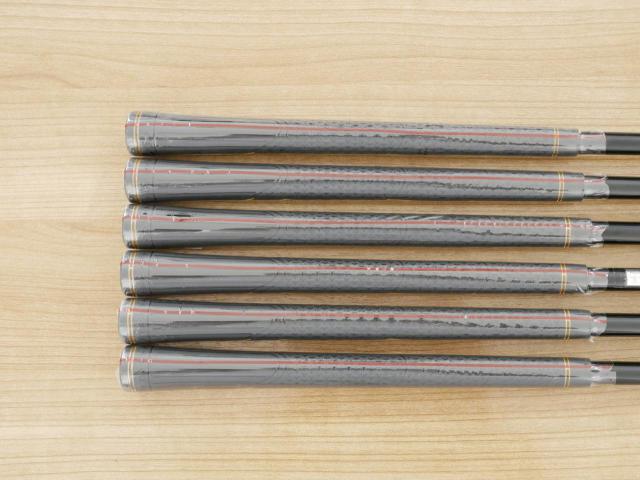 Iron set : Other Brand : **ของใหม่ ยังไม่แกะพลาสติก** ชุดเหล็ก Mutsumi Honma MH777 One Length (ใบใหญ่ ตีง่าย ไกล) มีเหล็ก 5-Pw (6 ชิ้น) ก้านกราไฟต์ Flex SR