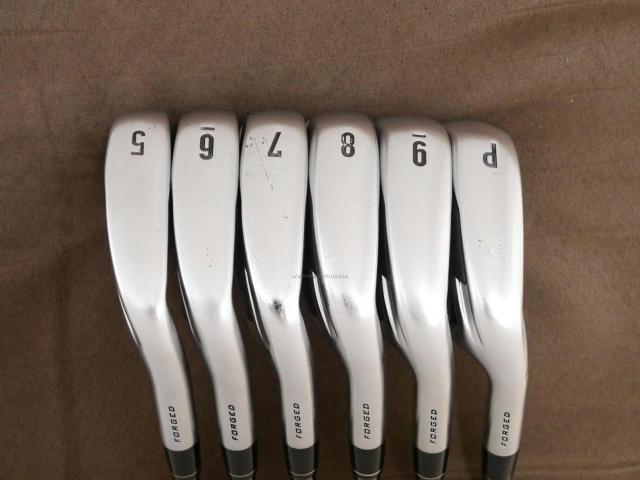 Iron set : Callaway : ชุดเหล็ก Callaway APEX Forged มีเหล็ก 5-Pw (6 ชิ้น) ก้านกราไฟต์ UST Mamiya RECOIL 660 Flex R (F2)
