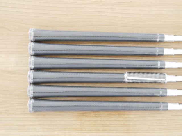 Iron set : Callaway : **ของใหม่ ยังไม่แกะพลาสติก** ชุดเหล็ก Callaway Rogue ST Max (ออกปี 2022 ตีง่าย ไกลมาก) มีเหล็ก 5-Pw (6 ชิ้น) ก้านเหล็ก Dynamic Gold 95 R300