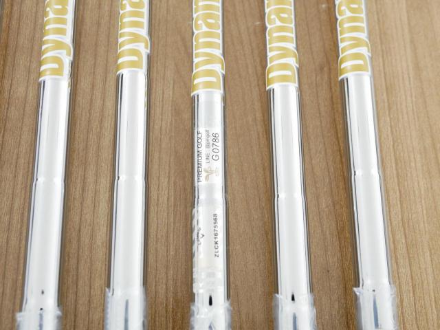 Iron set : Callaway : **ของใหม่ ยังไม่แกะพลาสติก** ชุดเหล็ก Callaway Rogue ST Max (ออกปี 2022 ตีง่าย ไกลมาก) มีเหล็ก 5-Pw (6 ชิ้น) ก้านเหล็ก Dynamic Gold 95 R300