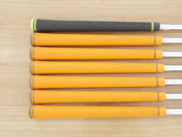 Iron set : Titleist : ชุดเหล็ก Titleist T100 Forged (รุ่นปี 2020) มีเหล็ก 4-Pw (7 ชิ้น) ก้านเหล็ก NS Pro Modus 125 Flex S