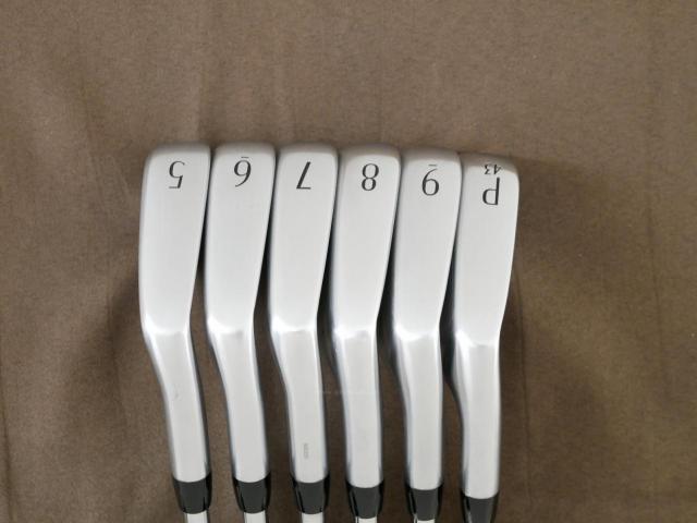 Iron set : Titleist : ชุดเหล็ก Titleist T250 Forged (รุ่นล่าสุด ออกปี 2025 Japan Spec) มีเหล็ก 5-Pw (6 ชิ้น) ก้านเหล็ก NS Pro 880 AMC Flex S