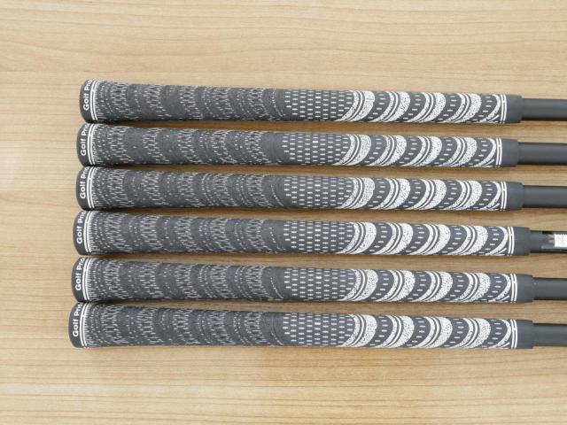 Iron set : Miura : ชุดเหล็ก Miura CB-302 Forged (ออกปี 2023 นุ่มมากๆๆ) มีเหล็ก 5-Pw (6 ชิ้น) ก้านกราไฟต์ Fujikura TRAVIL 95 Flex S