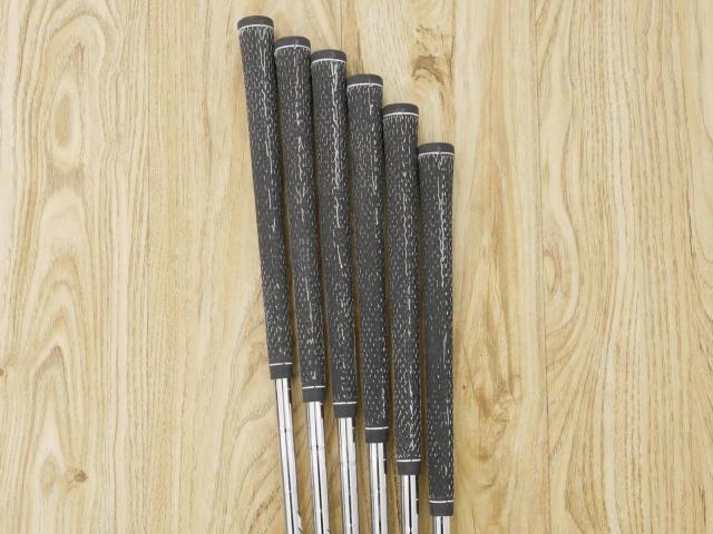 Iron set : Titleist : ชุดเหล็ก Titleist T150 Forged (รุ่นล่าสุด ออกปี 2023 นุ่ม แน่น คม) มีเหล็ก 5-Pw (6 ชิ้น) ก้านเหล็ก AMT Tour White S200