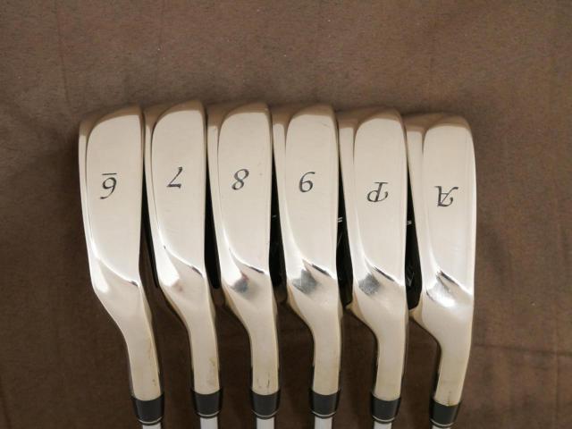 Iron set : Other Brand : ชุดเหล็ก Quelot Aerial (ใบใหญ่ ตีง่าย ไกล) มีเหล็ก 6-Pw,Aw (6 ชิ้น) ก้านเหล็ก NS Pro Zelos 8 Flex R