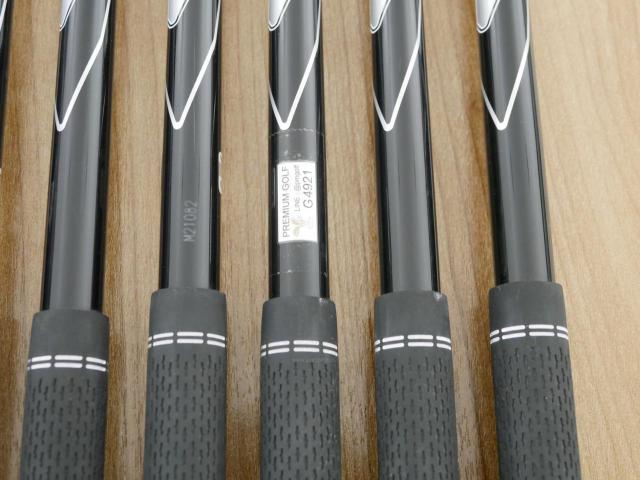 Iron set : Titleist : ชุดเหล็ก Titleist T300 (ปี 2022) มีเหล็ก 5-Pw (6 ชิ้น) ก้านกราไฟต์ Titleist 3D055 60 Flex SR