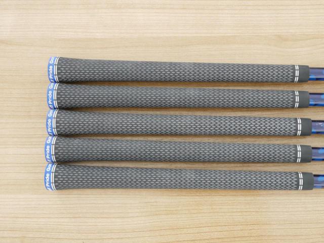 Iron set : Taylormade : ชุดเหล็ก Taylormade Qi (รุ่นล่าสุด ออกปี 2024 Japan Spec.) มีเหล็ก 6-Pw (5 ชิ้น) ก้านกราไฟต์ Mitsubishi Diamana TM60 Flex R