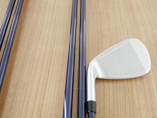 Iron set : Taylormade : ชุดเหล็ก Taylormade Qi (รุ่นล่าสุด ออกปี 2024 Japan Spec.) มีเหล็ก 6-Pw (5 ชิ้น) ก้านกราไฟต์ Mitsubishi Diamana TM60 Flex R