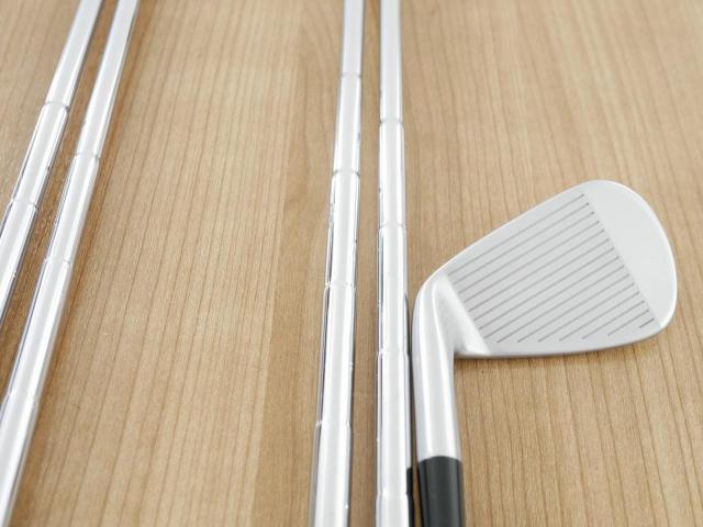 Iron set : Taylormade : ชุดเหล็ก Taylormade P770 Forged (รุ่นล่าสุด ออกปี 2024 นุ่ม แน่น) มีเหล็ก 6-Pw (5 ชิ้น) ก้านเหล็ก Dynamic Gold 115 MID S200