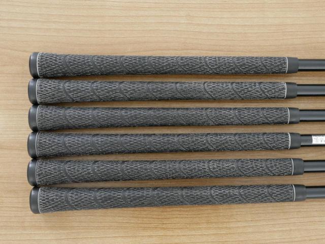 Iron set : Tourstage : ชุดเหล็ก Tourstage V300 (Forged) มีเหล็ก 5-Pw (6 ชิ้น) ก้านกราไฟต์ Flex R