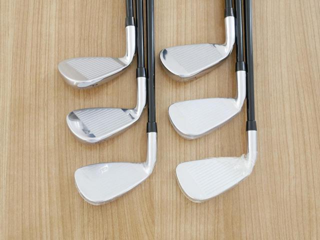 Iron set : Callaway : **สภาพเหมือนใหม่** ชุดเหล็ก Callaway Collection (ตีง่าย ไกล) มีเหล็ก 5-Pw (6 ชิ้น) ก้านกราไฟต์ Flex R