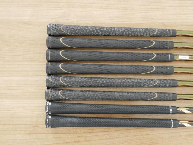 Iron set : Honma : **ก้าน 3 ดาว** ชุดเหล็ก Honma Beres MG700 Forged มีเหล็ก 6-11,Aw,Sw (8 ชิ้น ระยะเทียบเท่า 5-Pw,Aw,Sw) ก้าน ARMRQ UD49 FLex R (3 ดาว)