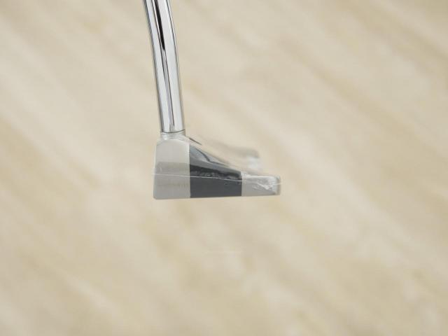 Putter : All : **ของใหม่ ยังไม่แกะพลาสติก** พัตเตอร์ Odyssey Microhinge DW (รุ่นล่าสุด ปี 2025) ยาว 33 นิ้ว