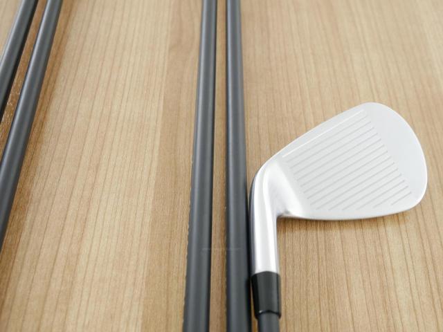 Iron set : Callaway : ชุดเหล็ก Callaway Quantum MAX (รุ่นล่าสุด ออกปี 2026 ตีง่ายมาก ไกล Japan Spec.) มีเหล็ก 6-Pw (5 ชิ้น) ก้านกราไฟต์ ATHLEMAX 60 Flex R