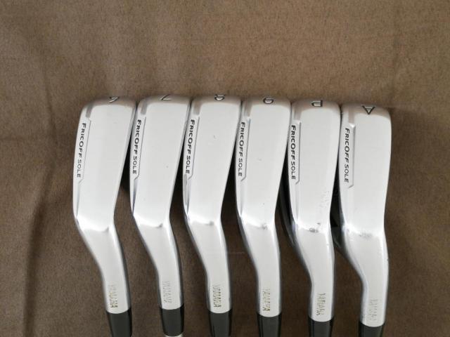 Iron set : Yamaha : ชุดเหล็ก Yamaha Inpres UD+2 (ออกปี 2019 ตีไกลที่สุด ไกลกว่าเหล็กทั่วไป 2 เบอร์ หน้าเด้ง COR 0.822) มีเหล็ก 6-Pw,Aw (6 ชิ้น) ก้านกราไฟต์ Fujikura MCI 80 Flex S