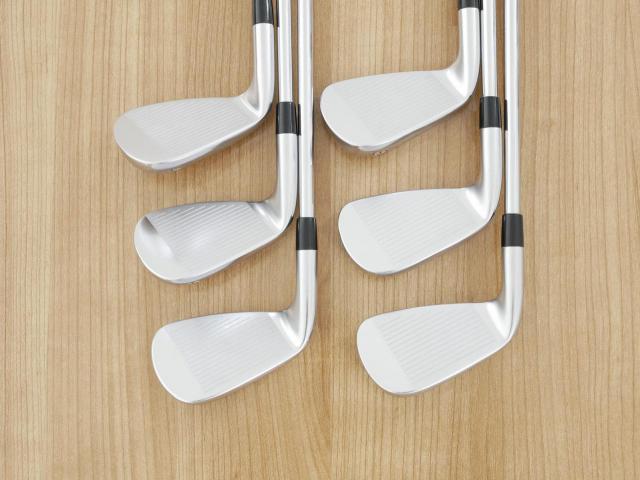 Iron set : PRGR : **มีตำหนิ** ชุดเหล็ก PRGR 04 Forged (รุ่นปี 2025 ตีง่าย ไกลมากๆๆ) มีเหล็ก 6-Pw,AW (6 ชิ้น) ก้านเหล็ก NS Pro 85 Flex SR (M-40)