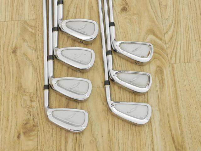 Iron set : Fourteen : ชุดเหล็ก Fourteen TC-550 มีเหล็ก 4-Pw (7 ชิ้น) ก้านเหล็ก NS Pro V90 Flex R
