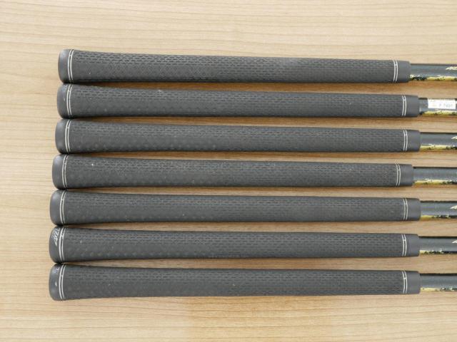 Iron set : Tsuruya : ชุดเหล็ก Tsuruya AXEL XP MM (หน้าเด้ง เบา อ่อน เหมาะกับซีเนียร์) มีเหล็ก 7-Pw,Aw,As,Sw (7 ชิ้น) ก้านกราไฟต์ Flex R