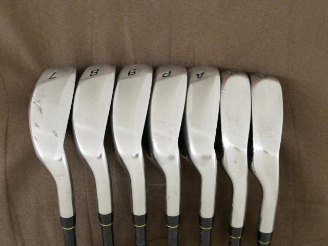 Iron set : Tsuruya : ชุดเหล็ก Tsuruya AXEL XP MM (หน้าเด้ง เบา อ่อน เหมาะกับซีเนียร์) มีเหล็ก 7-Pw,Aw,As,Sw (7 ชิ้น) ก้านกราไฟต์ Flex R