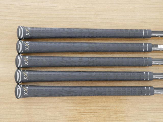 Iron set : XXIO : ชุดเหล็ก XXIO 8 (ใบใหญ่ ตีง่าย ไกล) มีเหล็ก 7-Pw,Sw (5 ชิ้น) ก้านกราไฟต์ MP-800 Flex SR