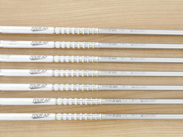 Iron set : Other Brand : ชุดเหล็ก Ryoma DSI (ตีง่ายมาก ไกลมากๆ หายากสุดๆ) มีเหล็ก 6-Pw,Aw,Sw (7 ชิ้น เหล็ก 6 ระยะเท่าเหล็ก 5 รุ่นอื่น) ก้านกราไฟต์ Tour AD Flex R