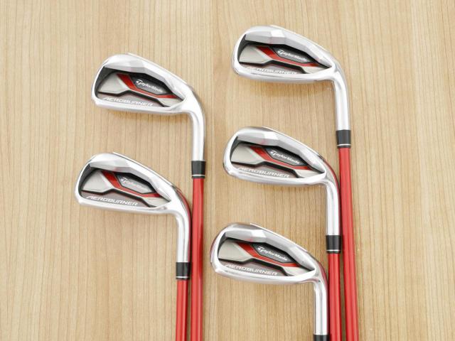 Iron set : Taylormade : ชุดเหล็ก Taylormade Aero Burner (ตีง่ายมาก) มีเหล็ก 6-Pw (5 ชิ้น) ก้านกราไฟต์ Flex R